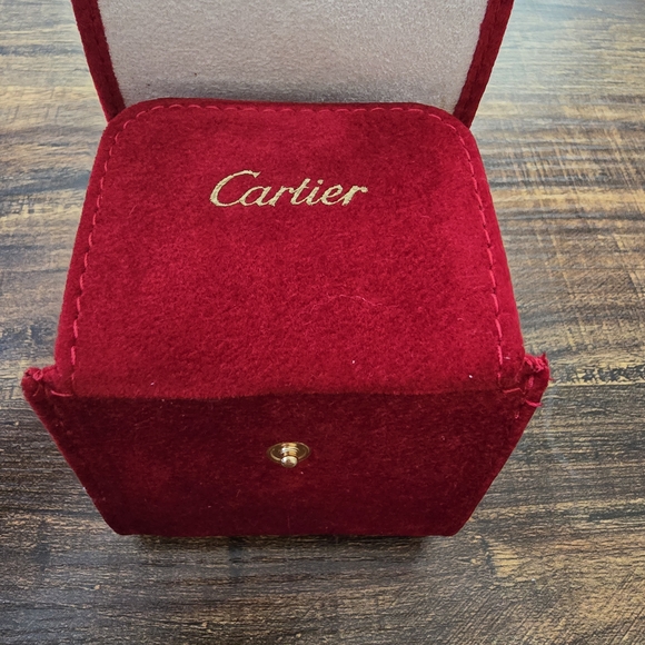 Cartier Handbags - Cartier Red Velvet Jewelry Box